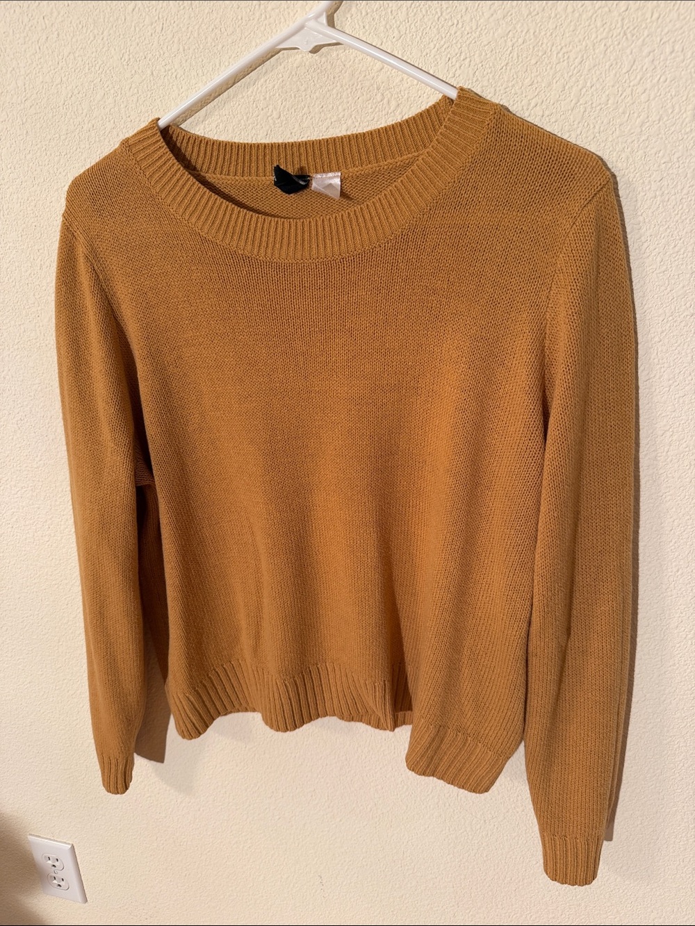 Women's H&M Crewneck Sweater in Camel